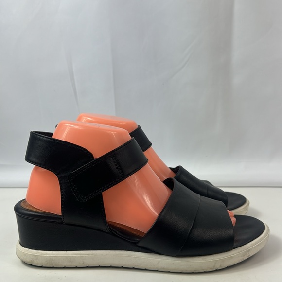 Euro Soft By Sofft Jena Black Leather Women's Wedge - Picture 2 of 13